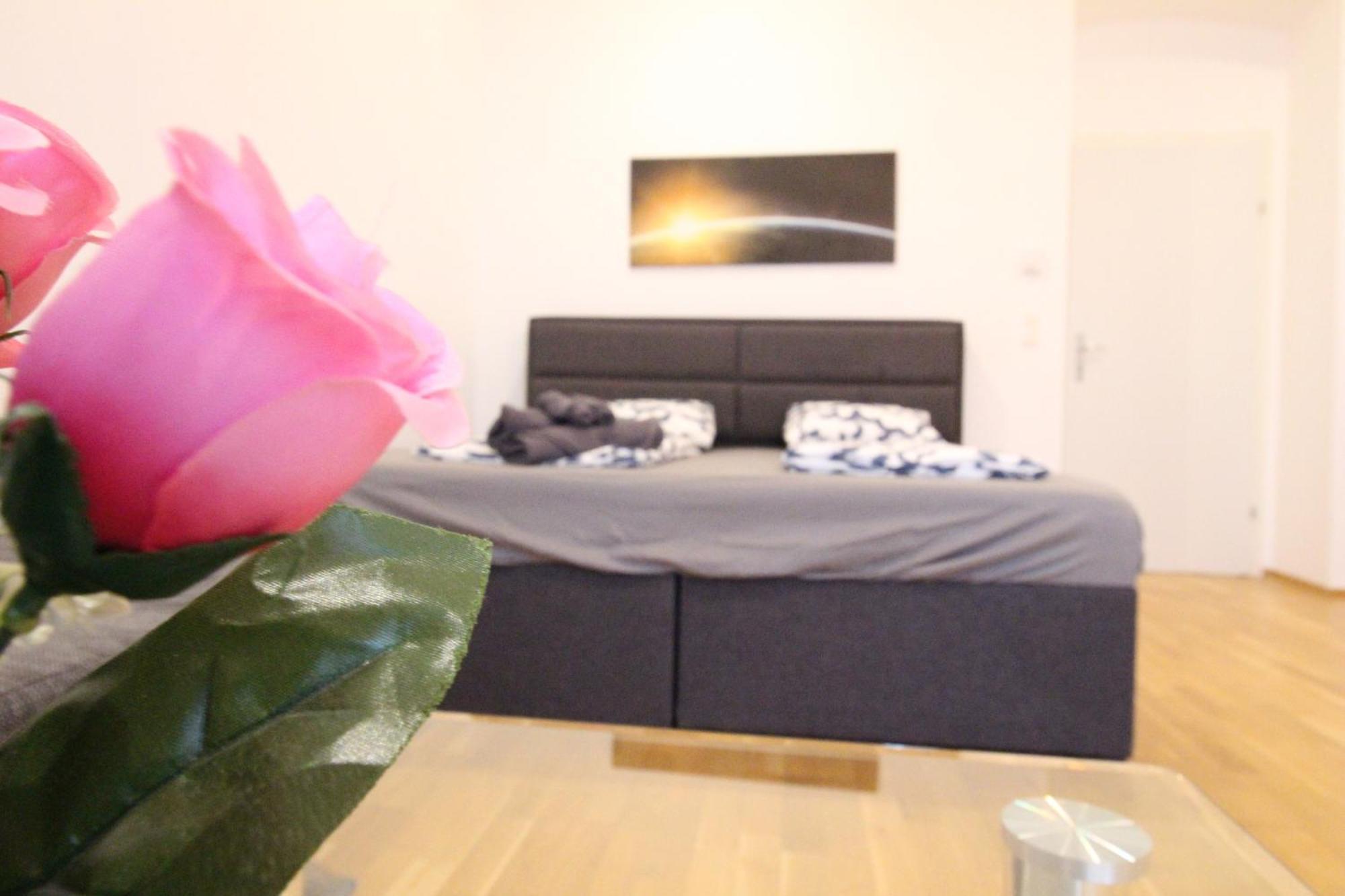 Deluxe Apartment 5P Mm Viena Exterior foto